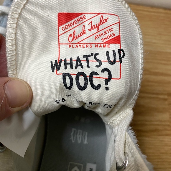 Limited edition Converse Warner bros Looney Tune shoes Size 8 - Picture 3 of 6